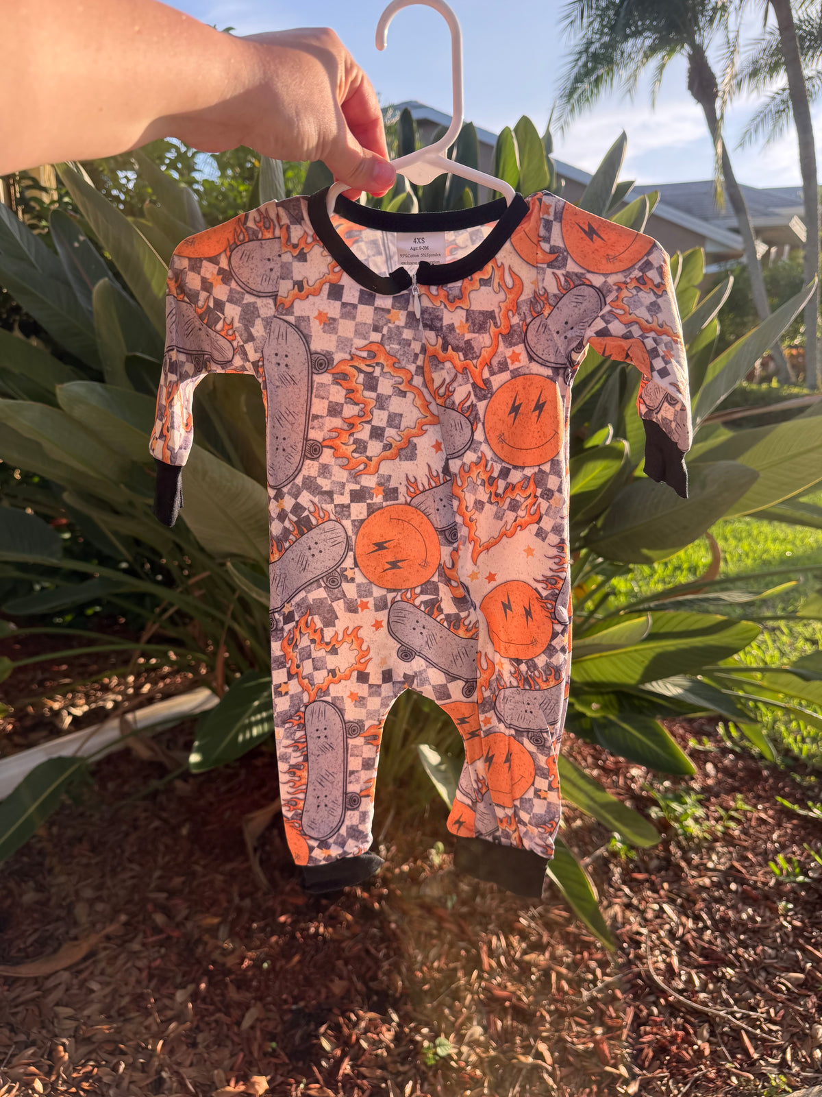 Skater flame romper