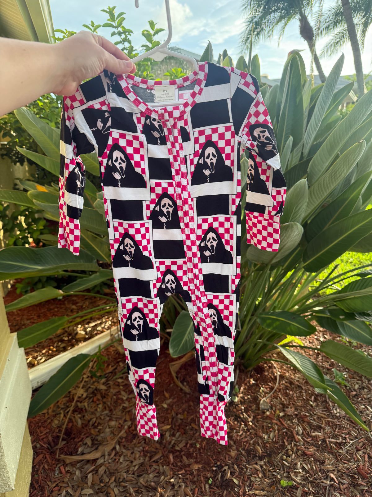 Pink checkered scream bamboo