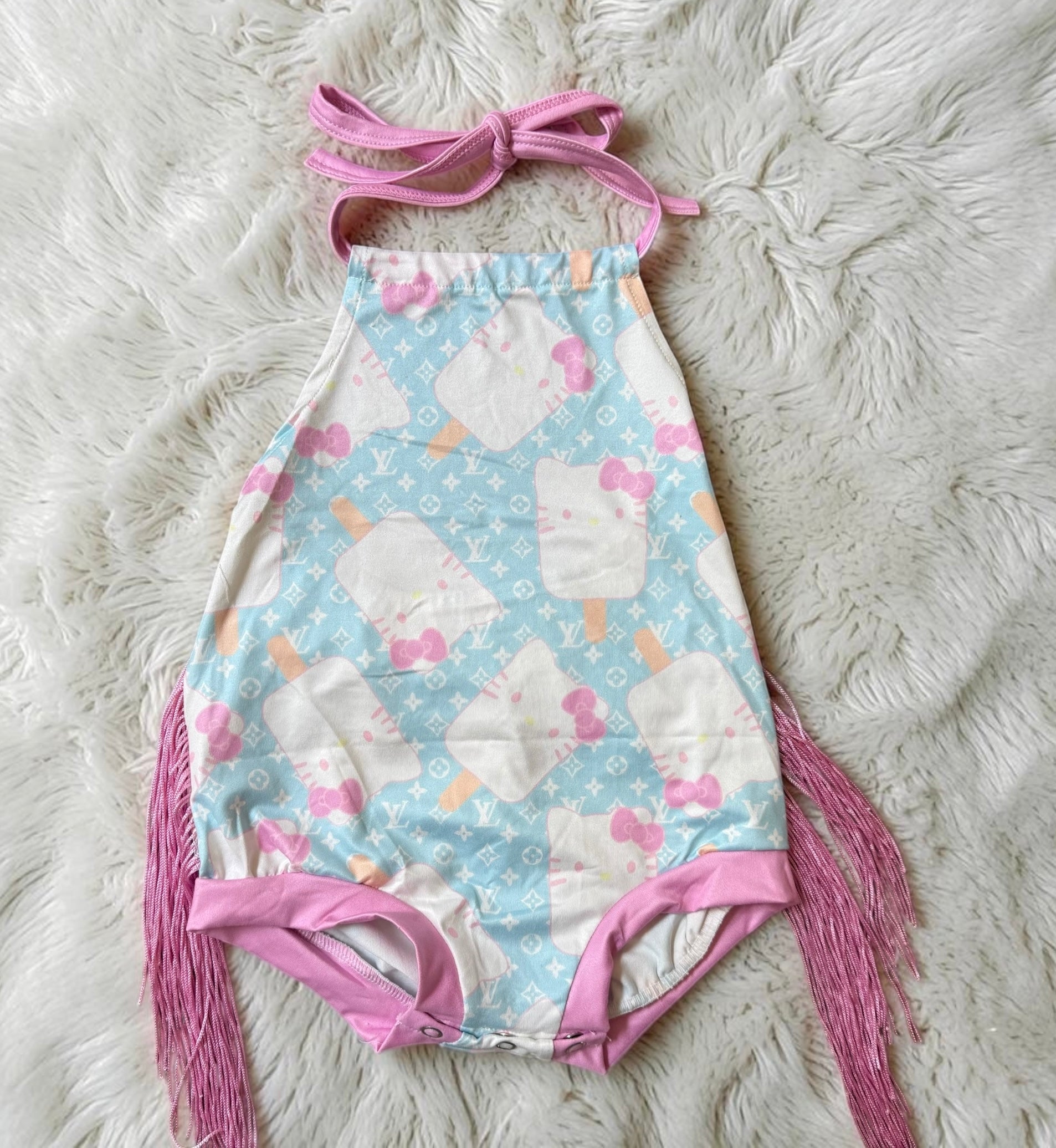 Hello kitty fringe Leo